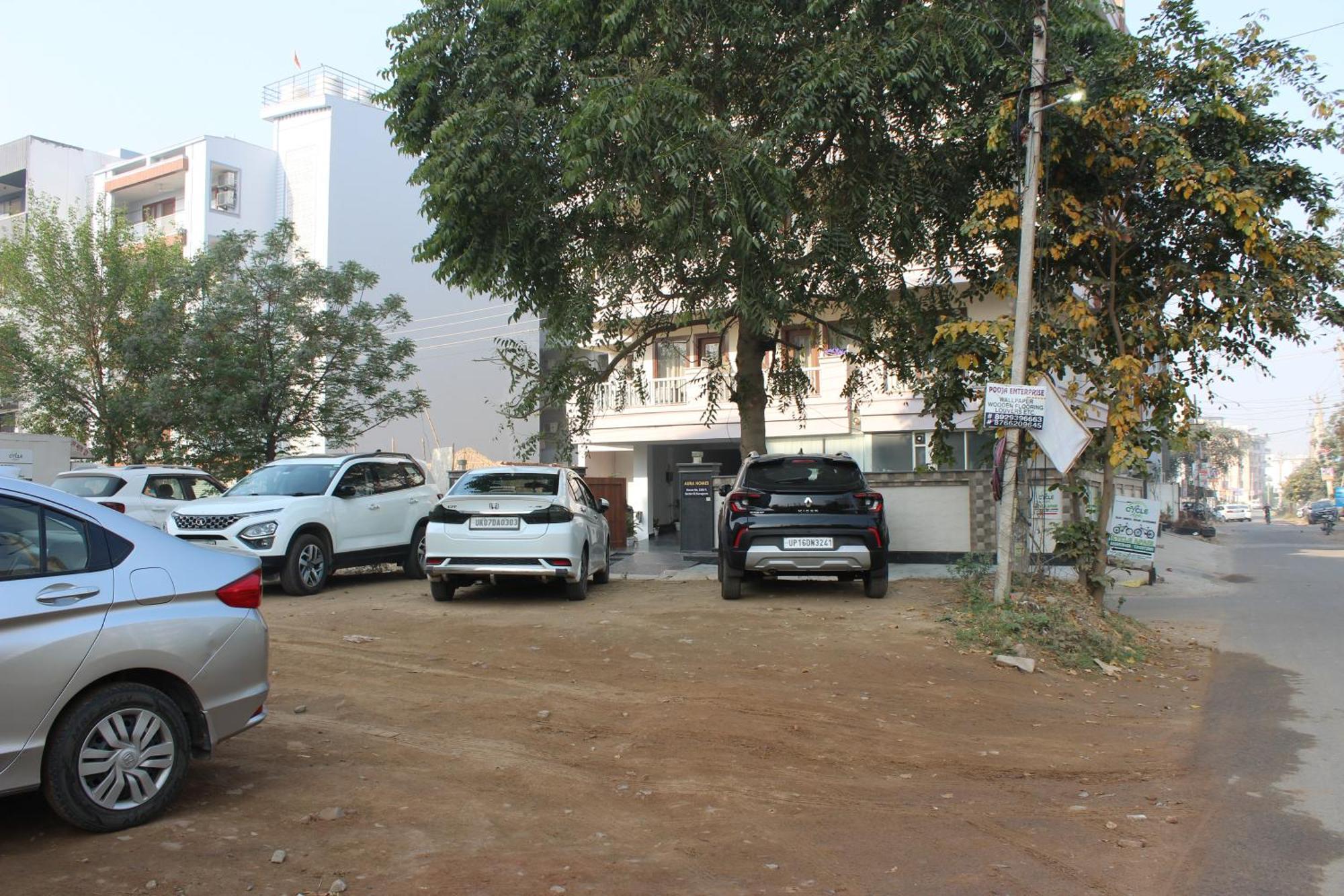 Aura Luxury Studio I Couple Friendly I Near Golf Course Road, Sector 57, غورغاون المظهر الخارجي الصورة